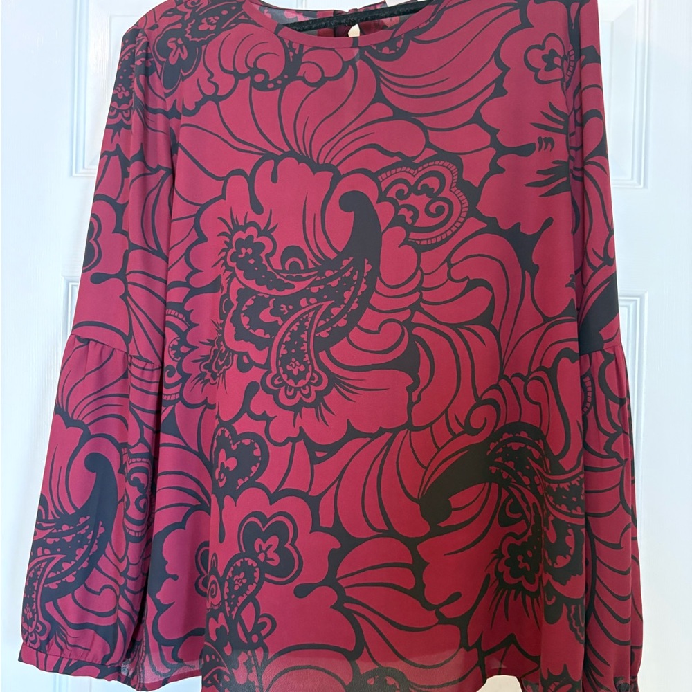 LOFT Women's Blouse - Maroon and Black Floral